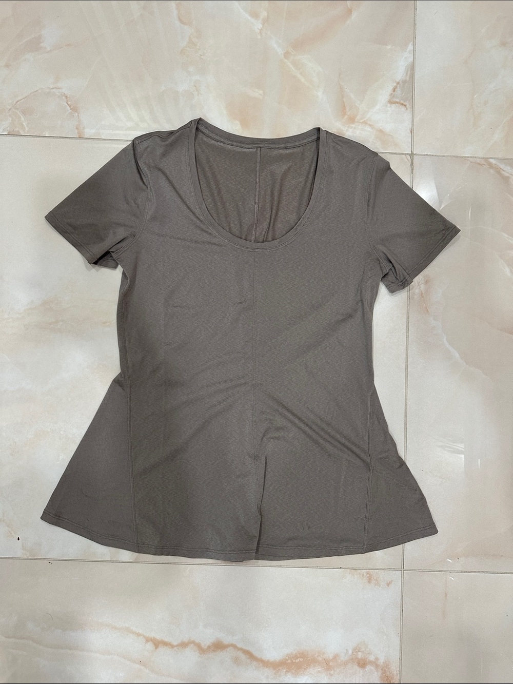 lululemon athletica Scoop Neck Short Sleeve Top in Taupe